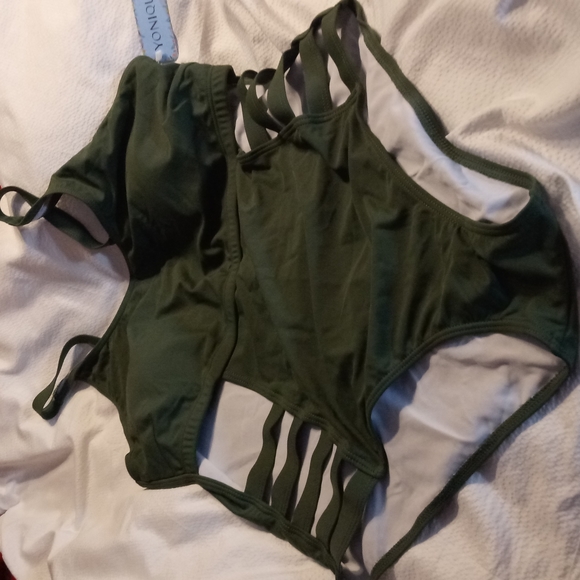 NWT PLUS SIZE TUMMY CONTROL SEXY CUT OUT HIGH WAISTED MONOKINI SWIMWEAR - Picture 10 of 10